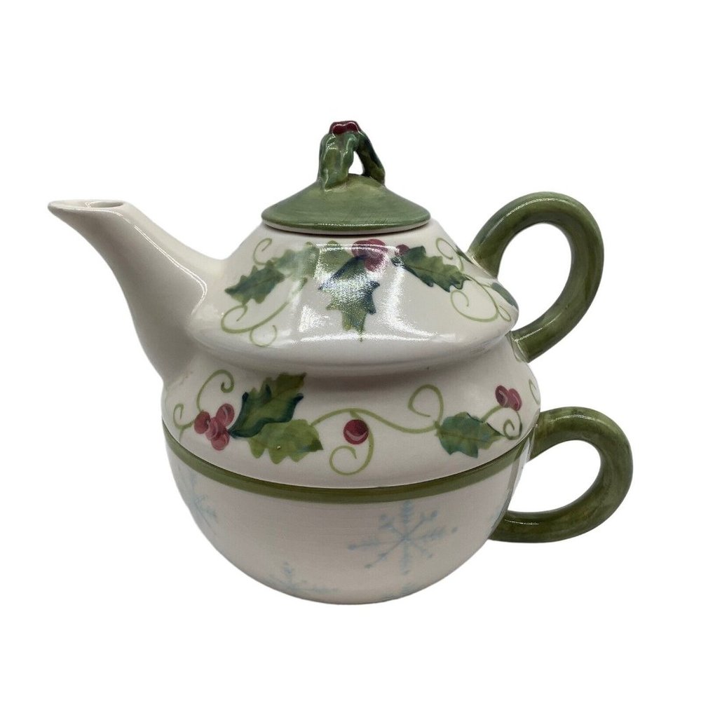 Tracy Porter Tea for One Christmas Holly Set